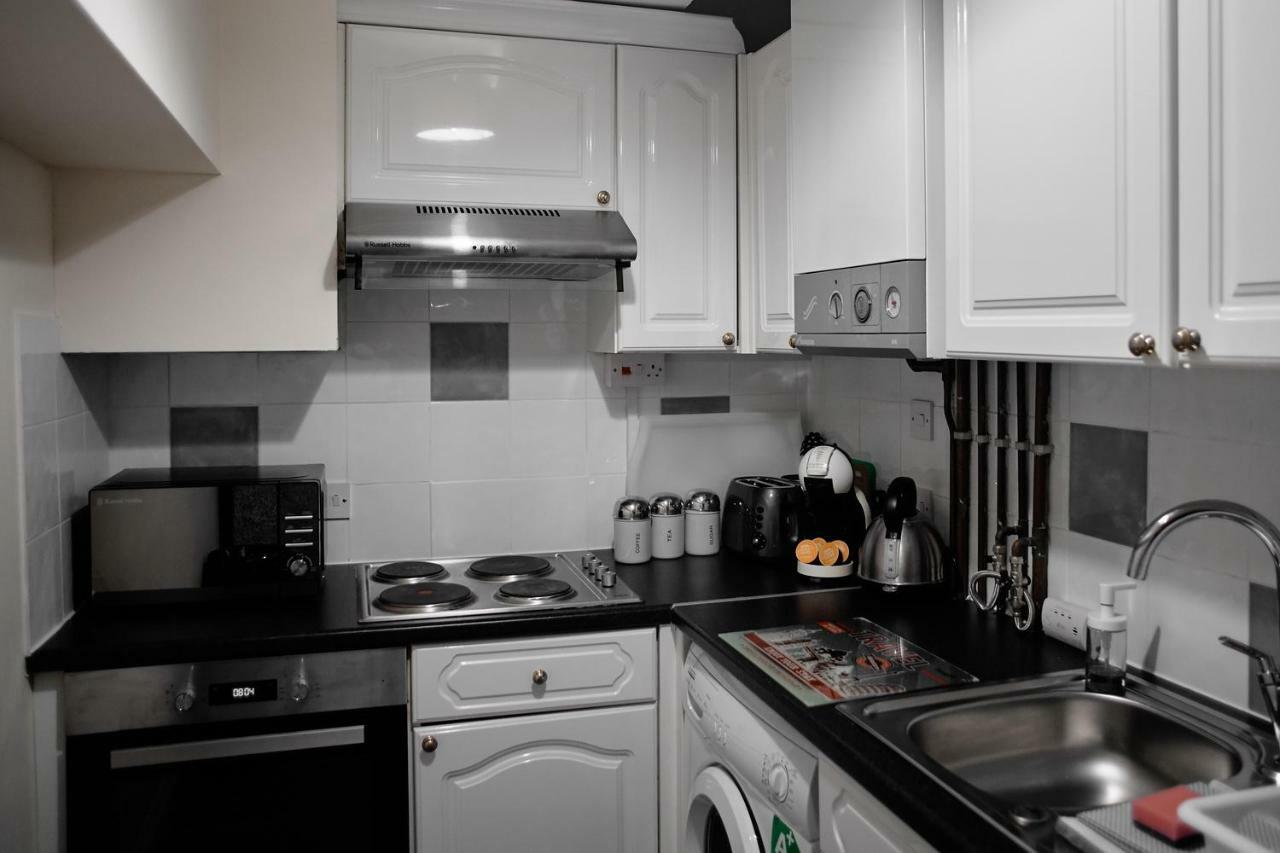 Central Located Two Bedroom Suite Bristol Exteriör bild